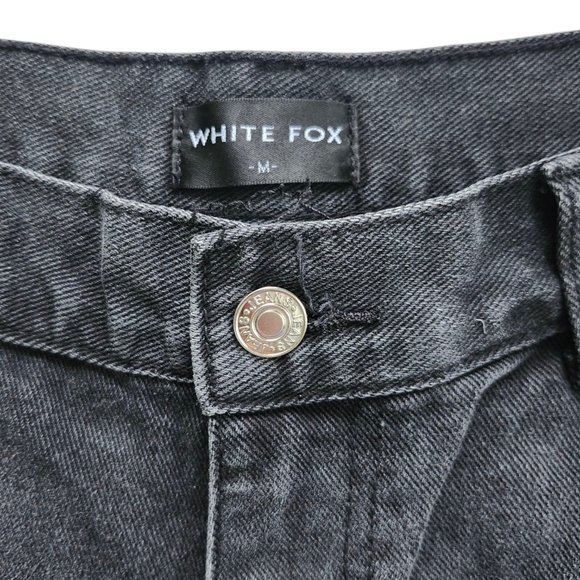 White Fox Boutique Black Denim Shorts - Picture 3 of 3